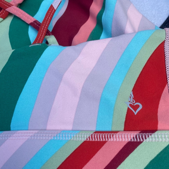 Rainbow Stripes Bright Colourful Women's Torrid Active Sports Bra Size 1X - Picture 4 of 7